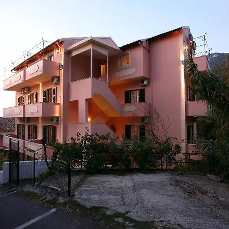 Lägenhetshotell Alexis 2*